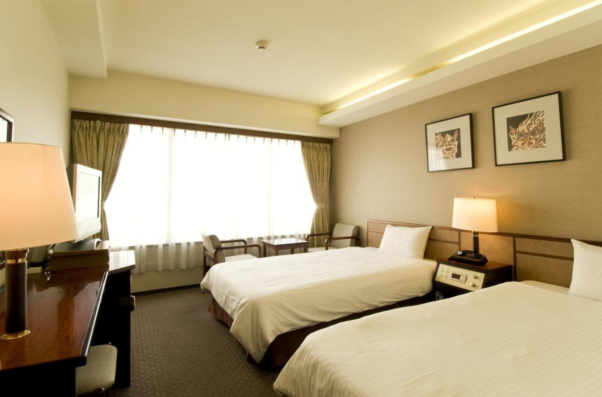 Ryukyu Sun Royal Hotel Naha Bagian luar foto