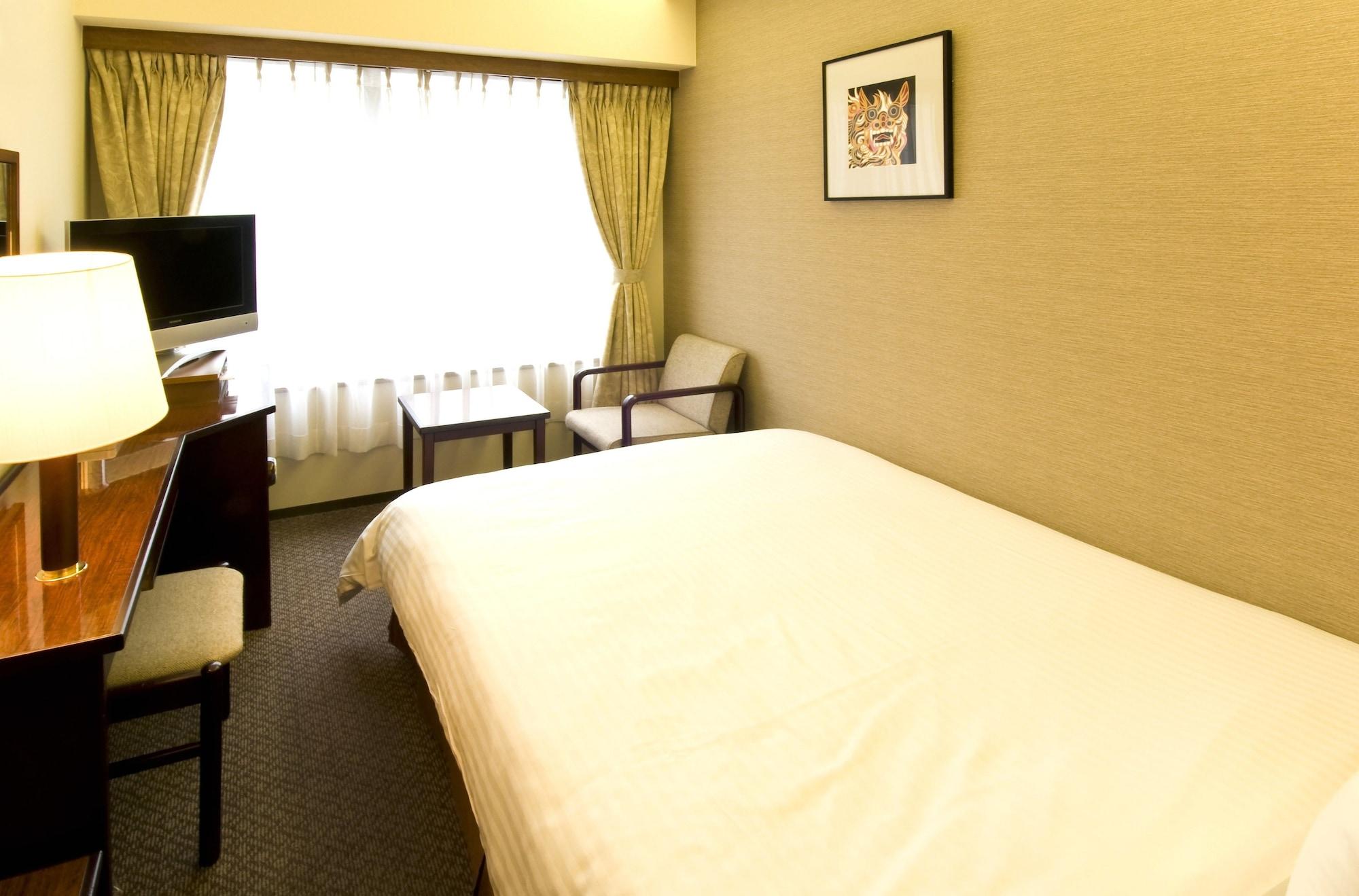 Ryukyu Sun Royal Hotel Naha Bagian luar foto