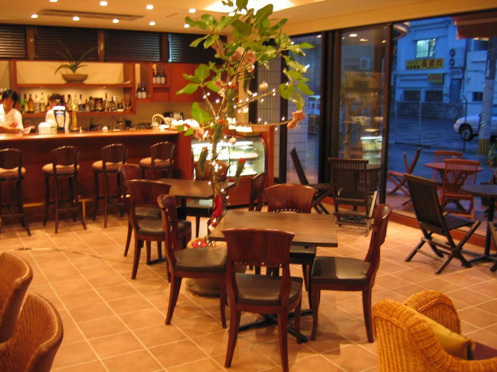 Ryukyu Sun Royal Hotel Naha Bagian luar foto