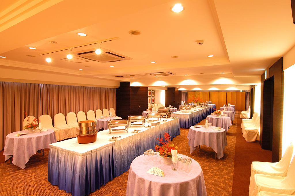 Ryukyu Sun Royal Hotel Naha Bagian luar foto